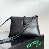 Best BOTTEGA VENETA Medium Liberta Replica Bag